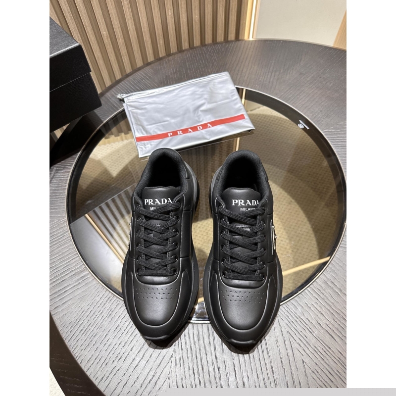 Pra*a casual shoes